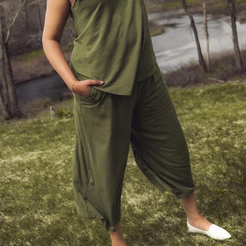 NWOT Miakoda wide leg crop pant, green size 3X